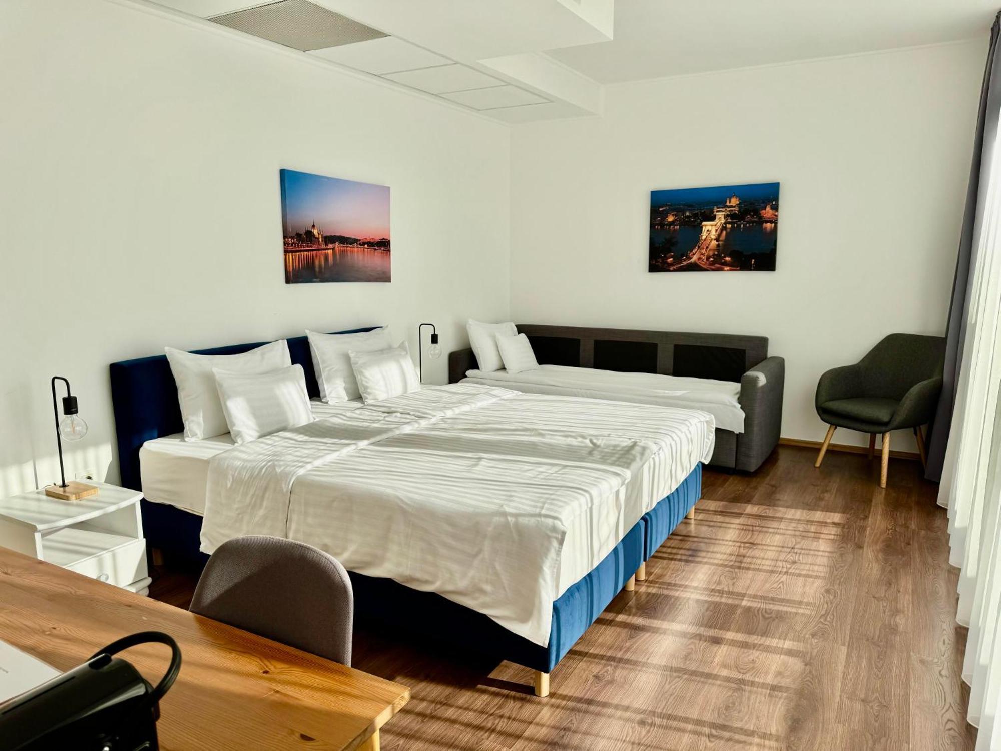 Rooftop City Residence With Deep Garage Budapest Ngoại thất bức ảnh