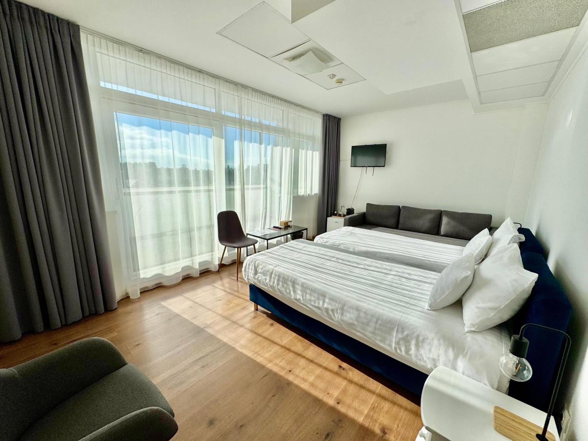 Rooftop City Residence With Deep Garage Budapest Ngoại thất bức ảnh