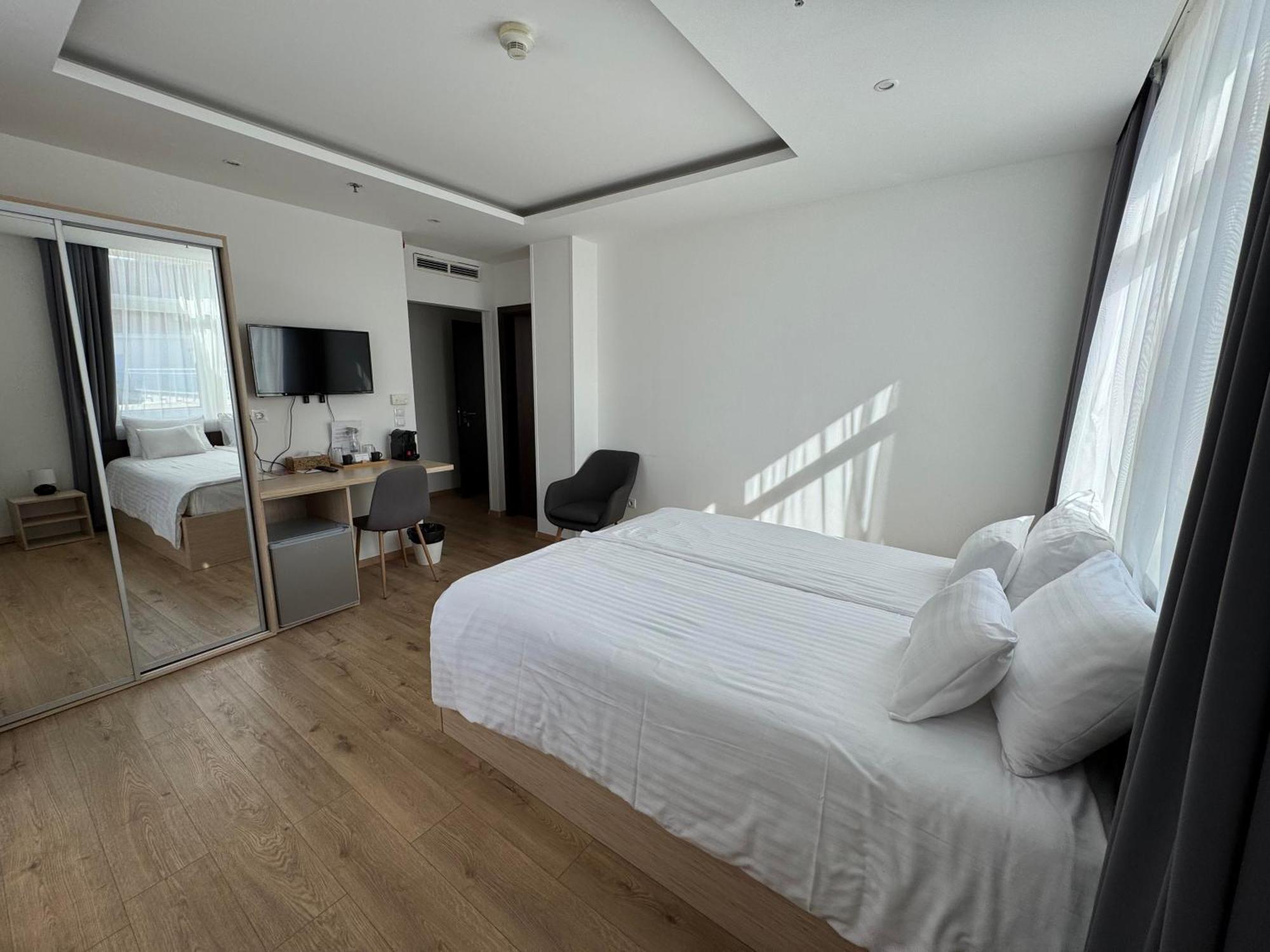 Rooftop City Residence With Deep Garage Budapest Ngoại thất bức ảnh