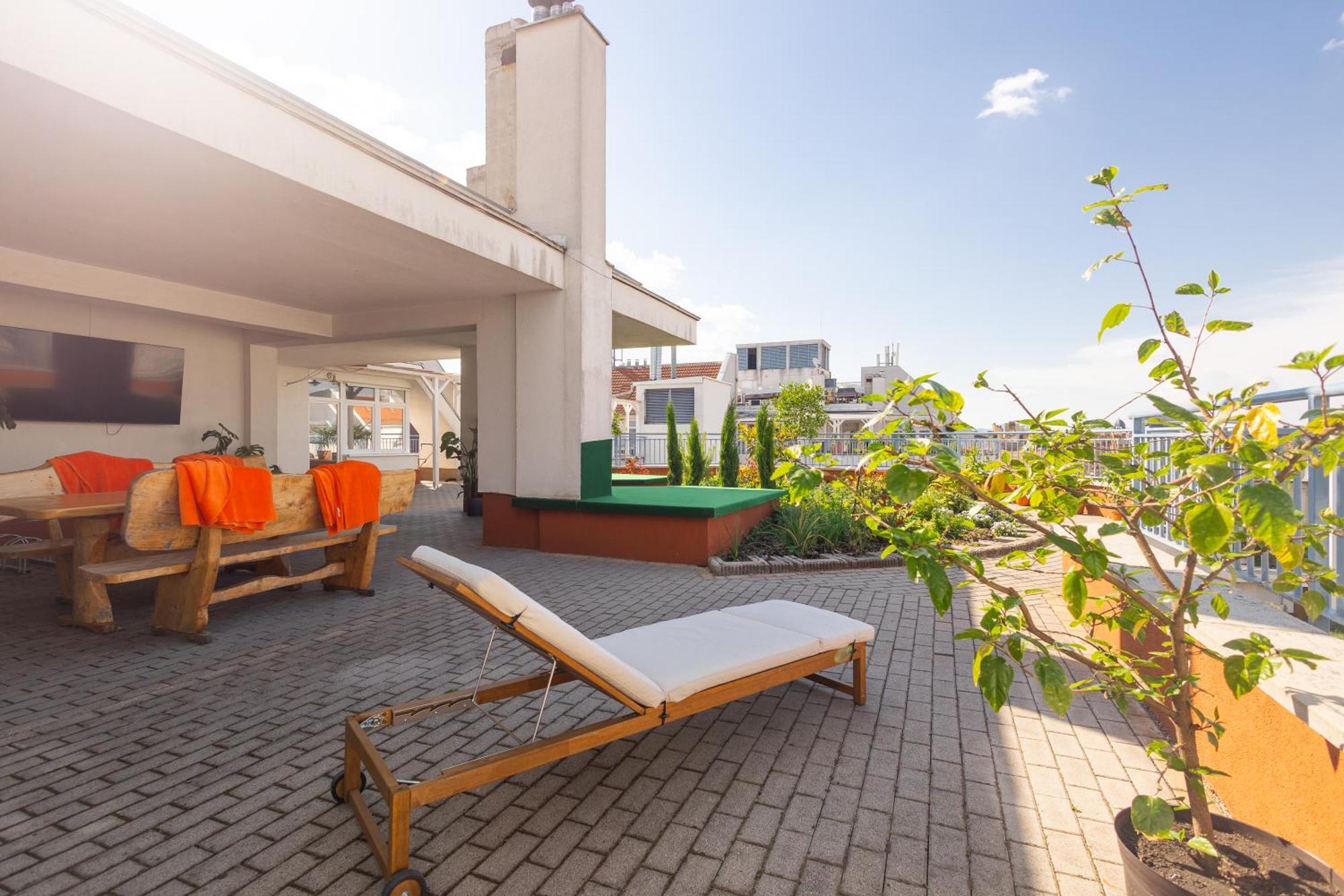 Rooftop City Residence With Deep Garage Budapest Ngoại thất bức ảnh